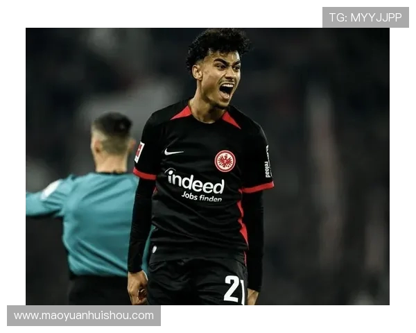 法兰克福为左后卫纳撒尼尔布朗标价6000万欧吸引多家豪门关注