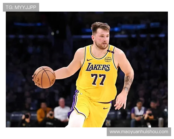 原创联盟最讽刺官宣！湖人东契奇+尼克斯布伦森当选周最佳，独行侠管理层遭遇最狠打脸